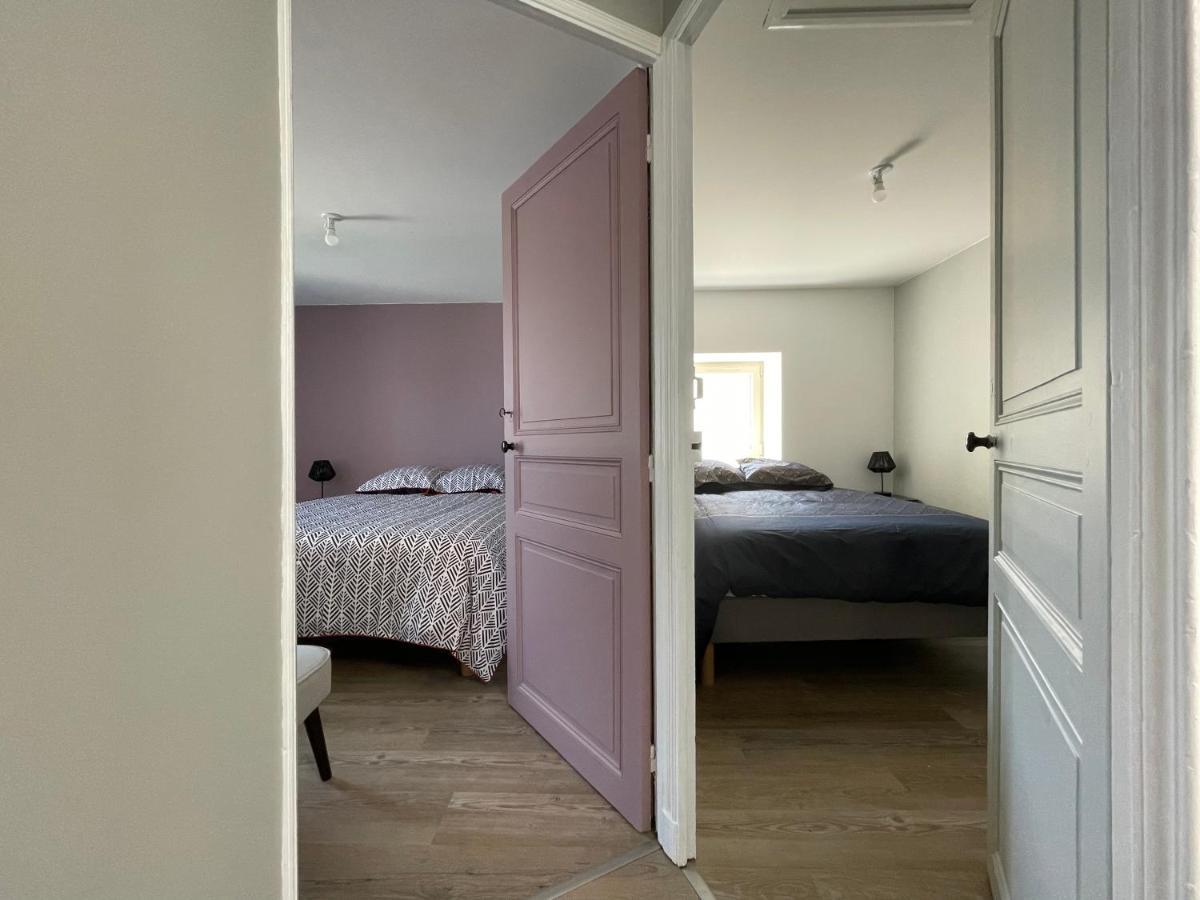Le Logis De La Place Туар Экстерьер фото